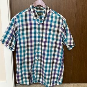 Eddie Bauer relaxed fit, short sleeved, button up shirt, size medium